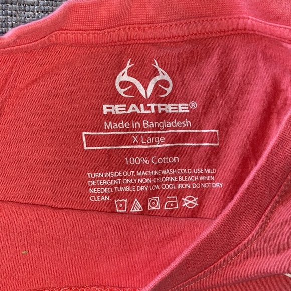 Realtree XLarge long sleeve - Picture 3 of 3